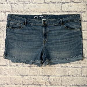 Ava & Viv Midi Jean Shorts Cut Off Blue Denim Shorts Plus Size 24W